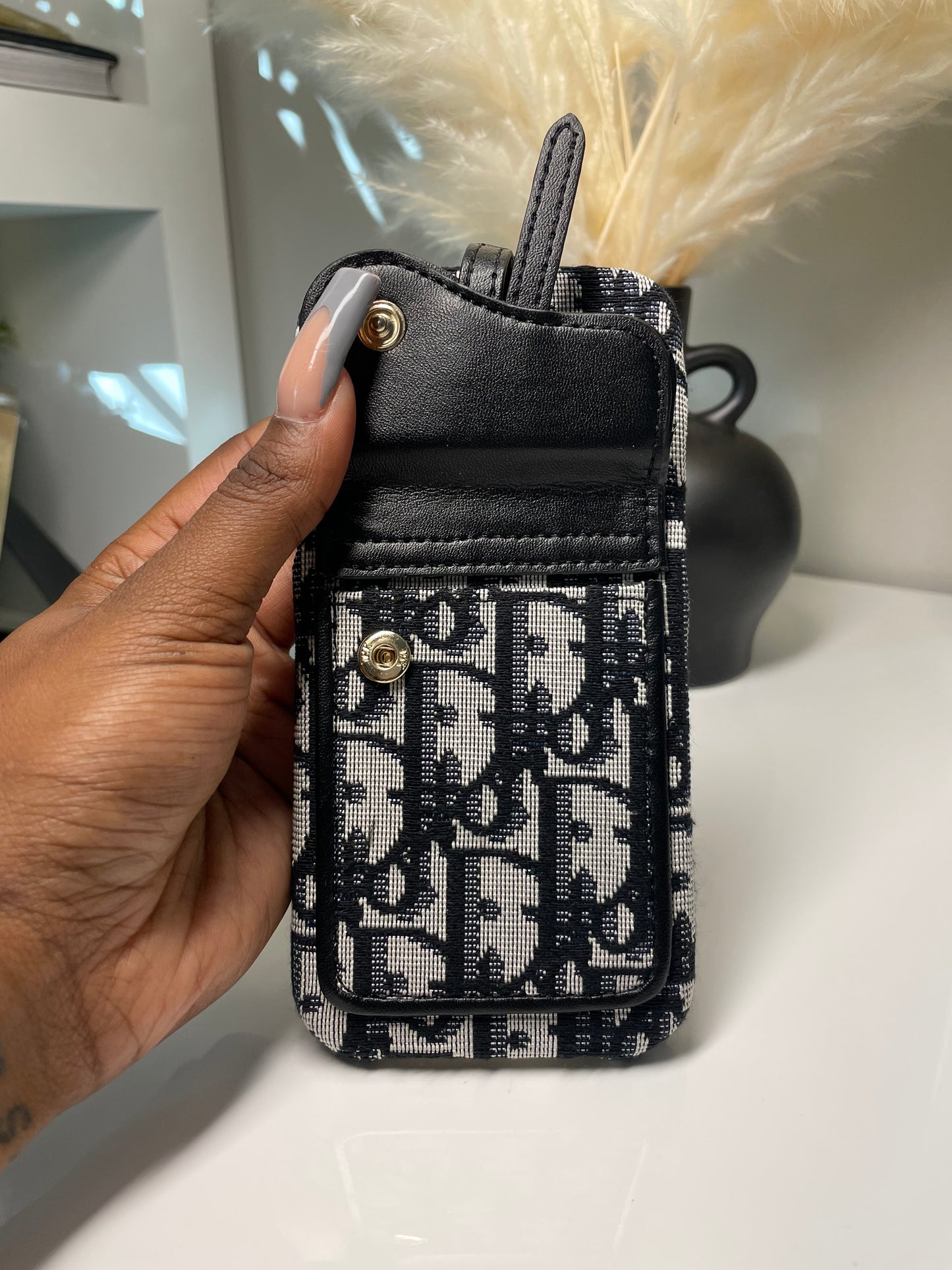 Adore Card holder *not restocking*