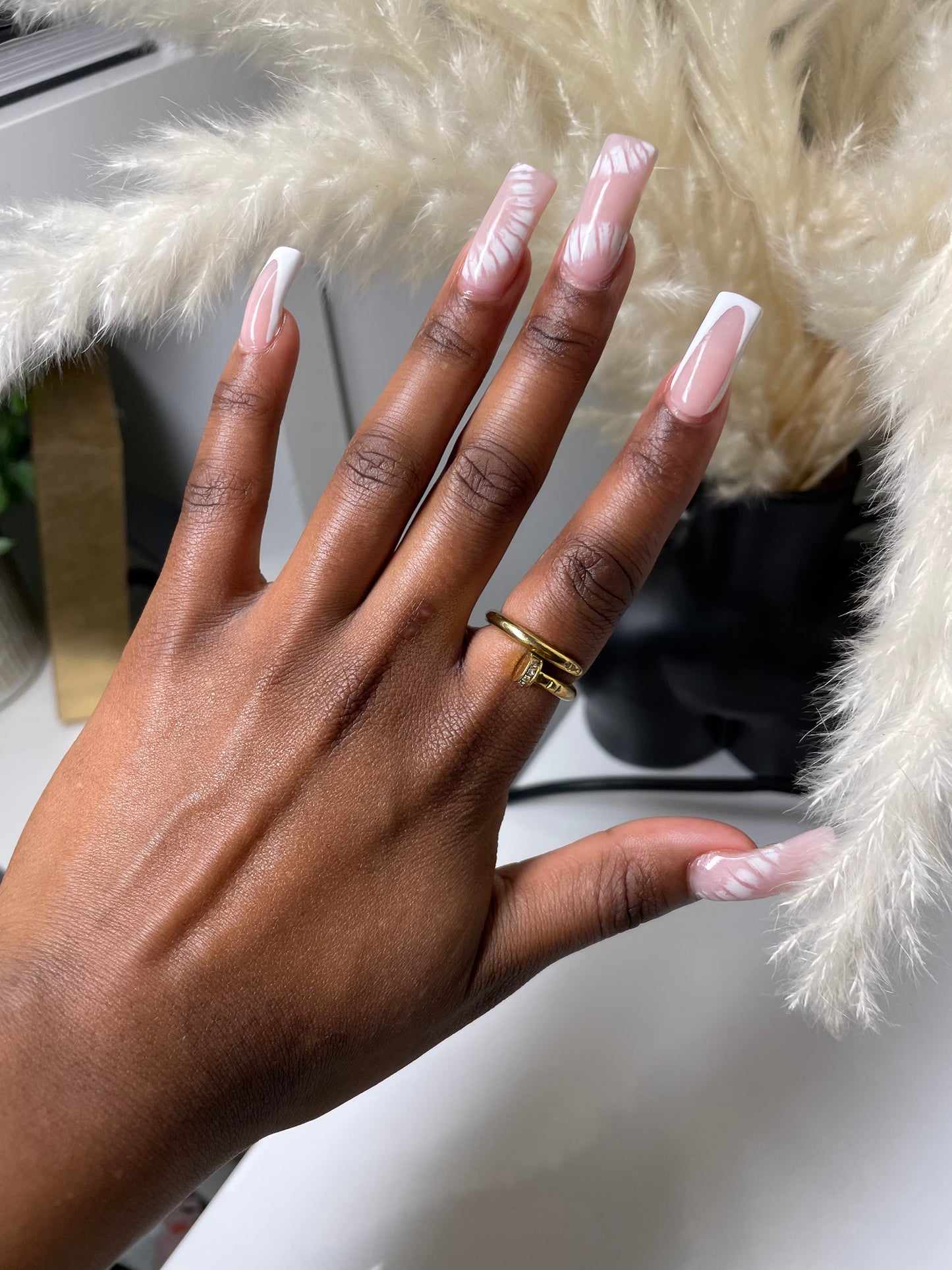 Nail Ring