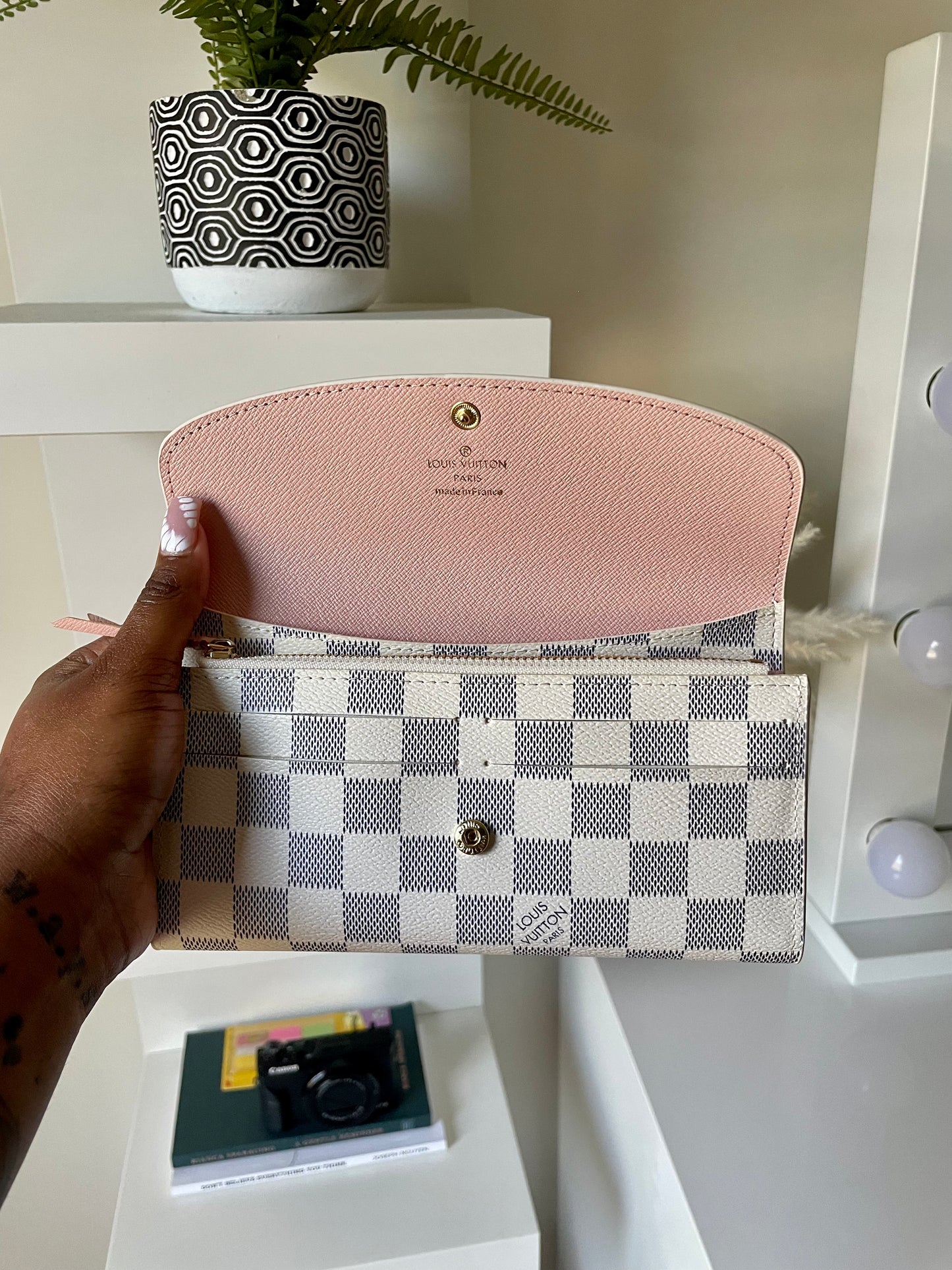 Long White|Pink wallet/ Card holder