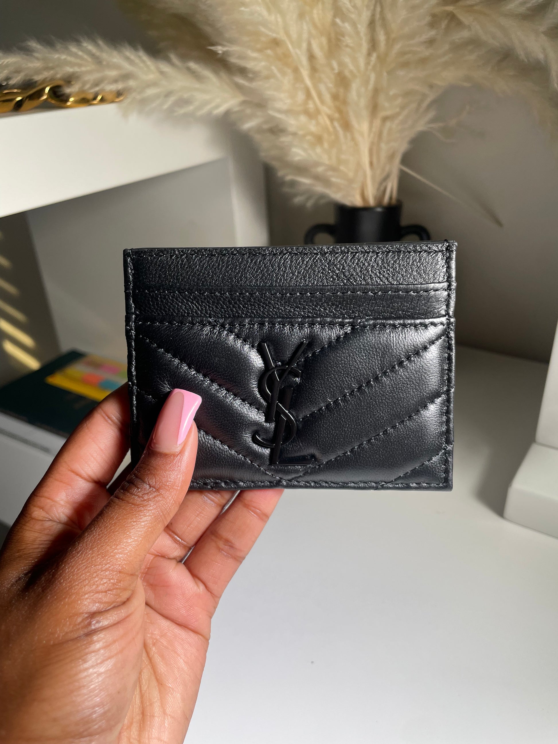 Card Rack Black Smooth Black/ Black hardware Card Holder – Pretty Collection 2k21